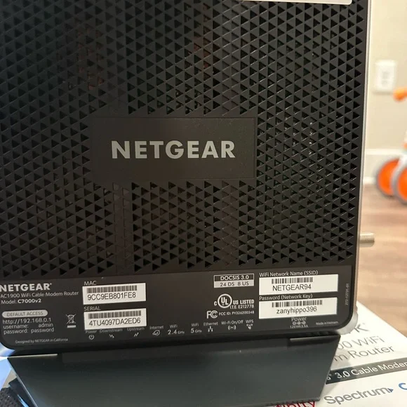 Netgear Nighthawk AC1900 Cable Modem Router - Picture 3 of 7